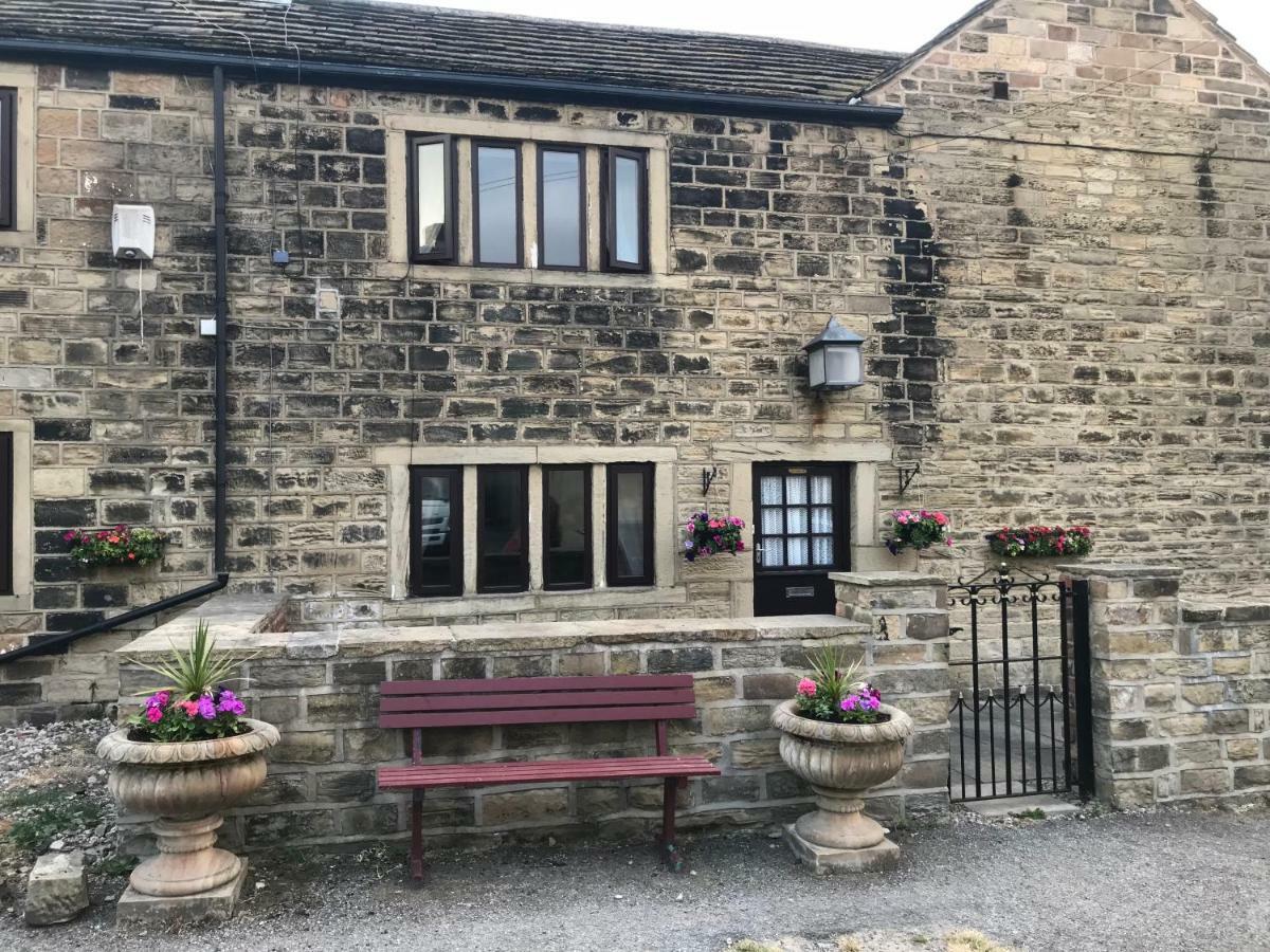 The Cottage, Cosy 2 Bedroom Pet Friendly Perfect For Contractors Free Secure Parking,Cctv Лидс Экстерьер фото