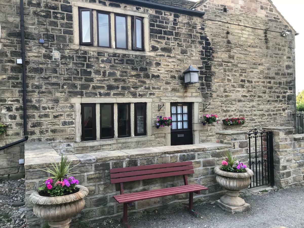 The Cottage, Cosy 2 Bedroom Pet Friendly Perfect For Contractors Free Secure Parking,Cctv Лидс Экстерьер фото