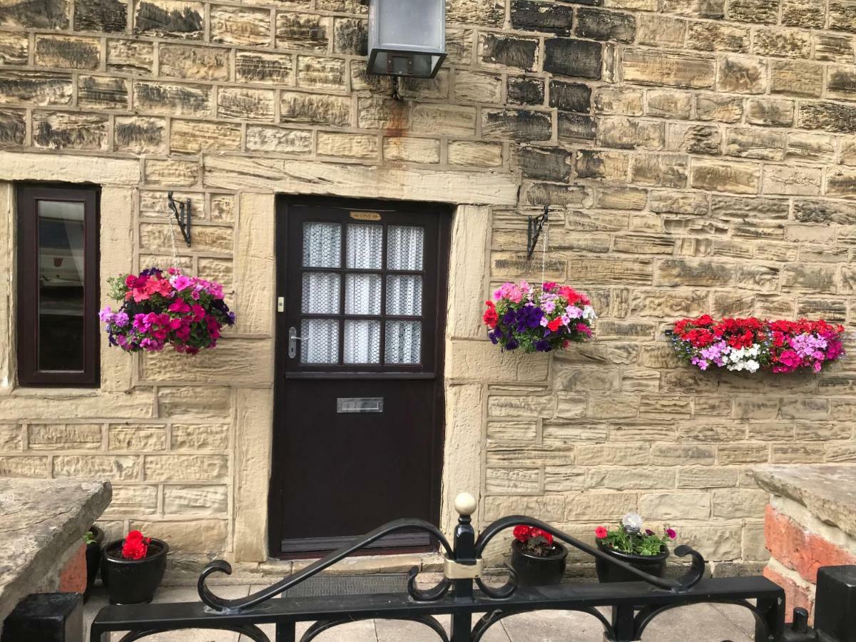 The Cottage, Cosy 2 Bedroom Pet Friendly Perfect For Contractors Free Secure Parking,Cctv Лидс Экстерьер фото